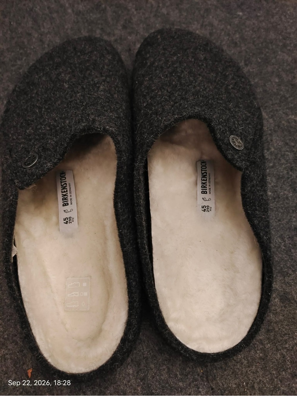 NWOB Birkenstock Zermatt
Shearling Lined Slipper, Black, Size
45 EU 12 US Gray - Picture 5 of 6